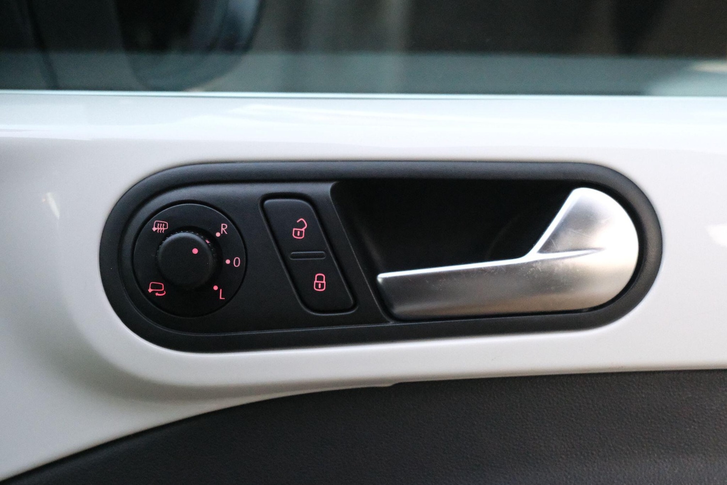 Used Volkswagen Beetle for sale - 76772092: Photo 30