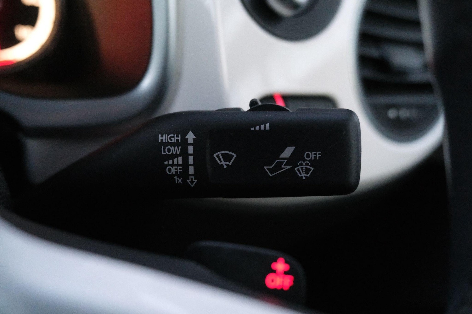 Used Volkswagen Beetle for sale - 76772092: Photo 40