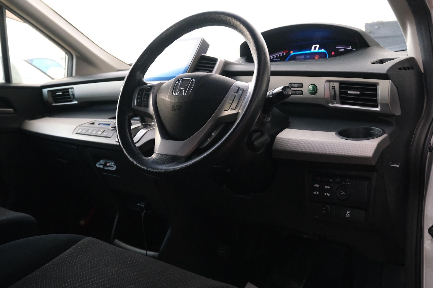 Used Honda Freed 2025 for sale - 76765275: Photo 11