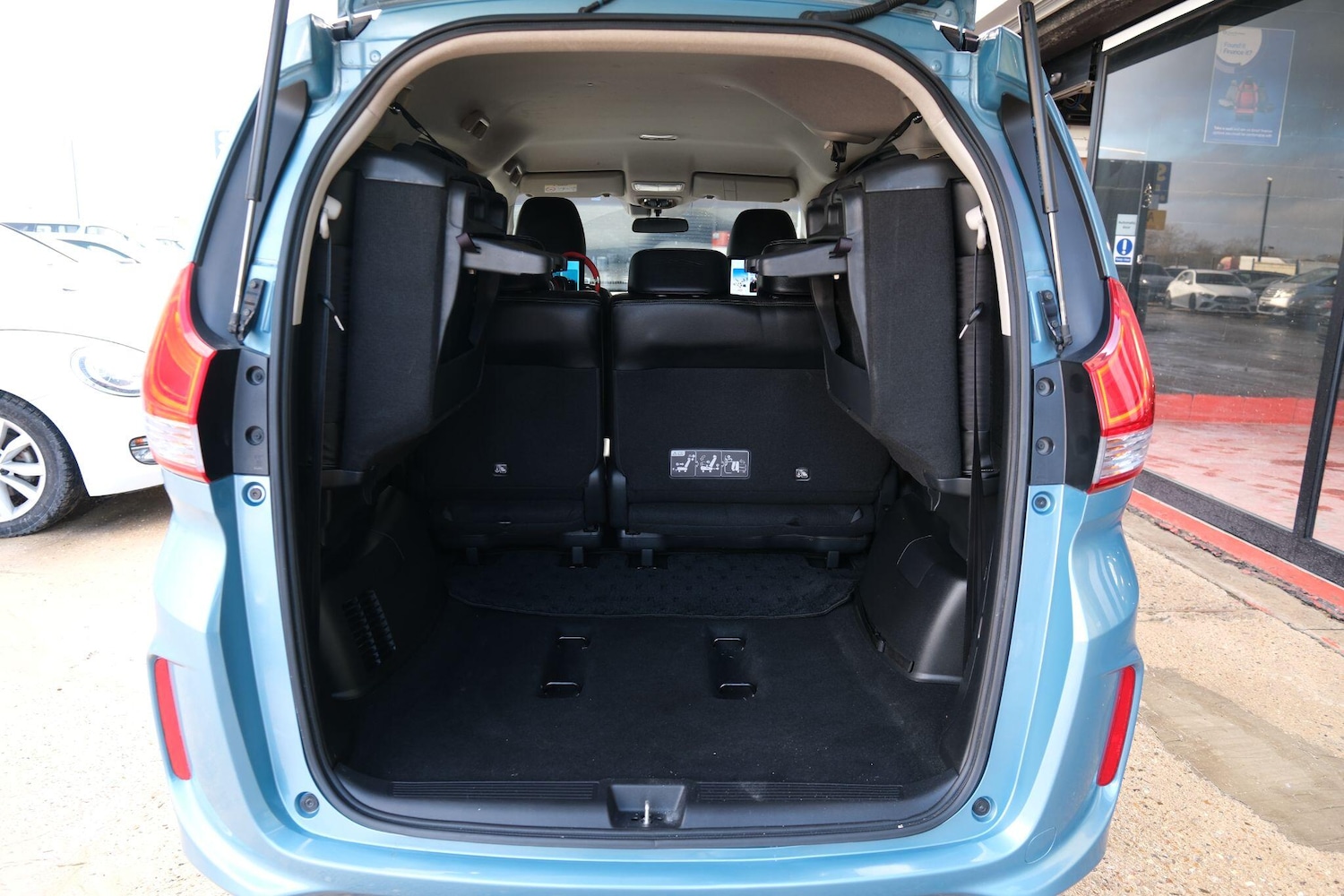 Used Honda Freed 2026 for sale - 77440729: Photo 12