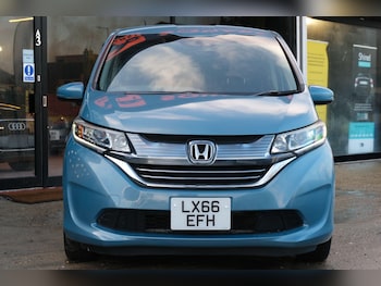 Used Honda Freed 2016 for sale - 77440729: Photo