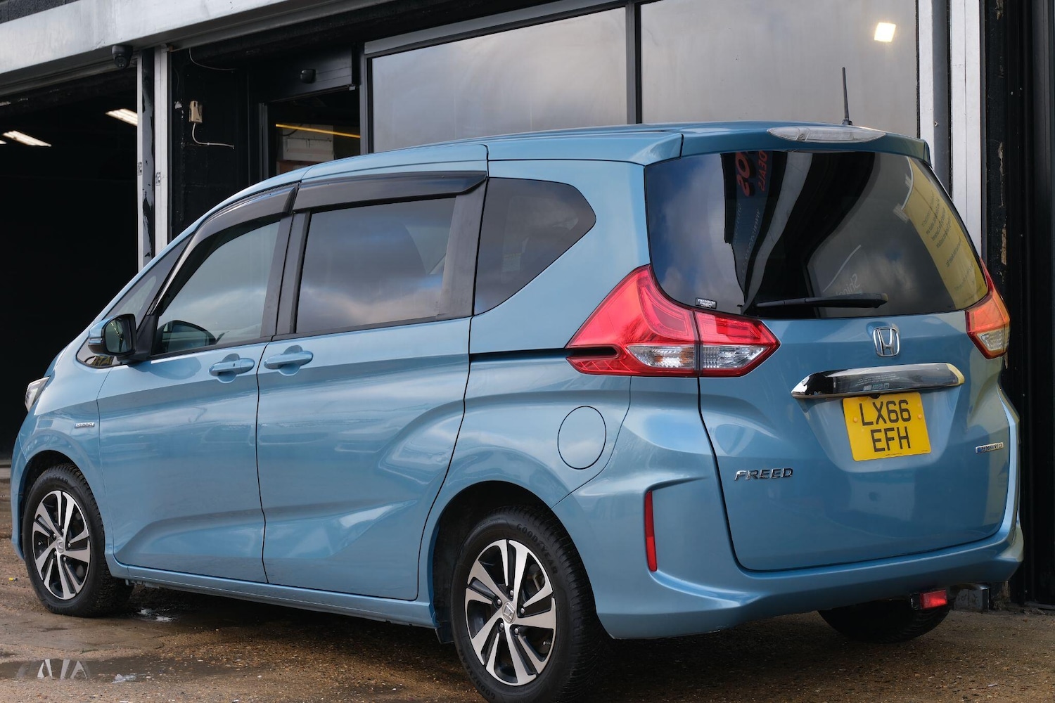 Used Honda Freed 2026 for sale - 77440729: Photo 5