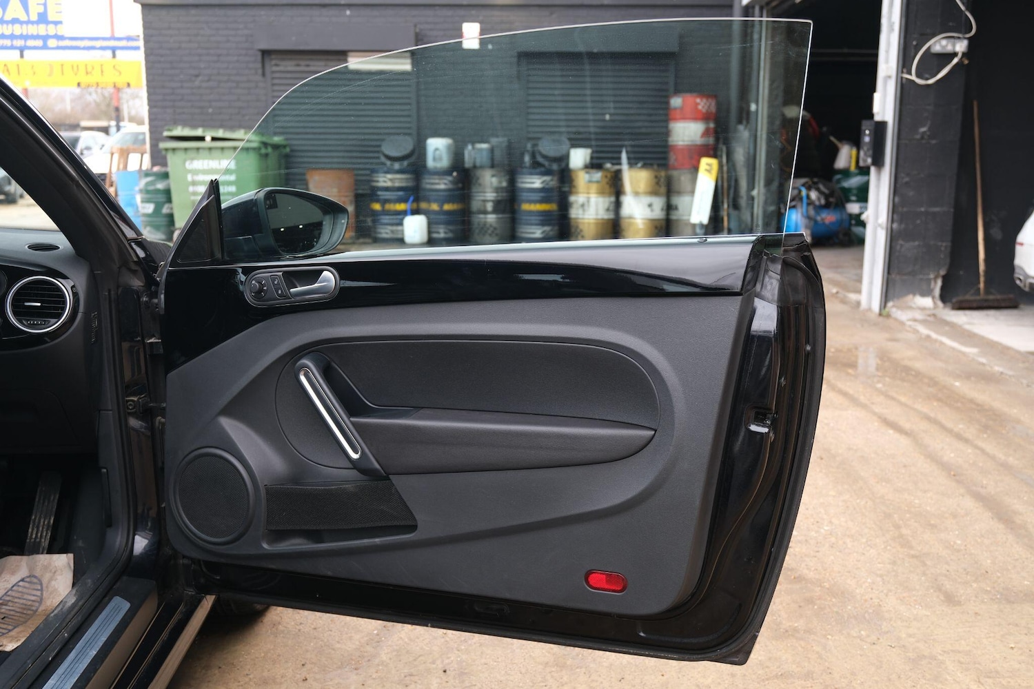 Used Volkswagen Beetle 2025 for sale - 77291375: Photo 36