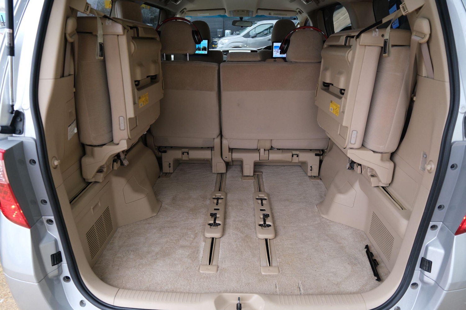 Used Toyota Alphard for sale - 77537719: Photo 11