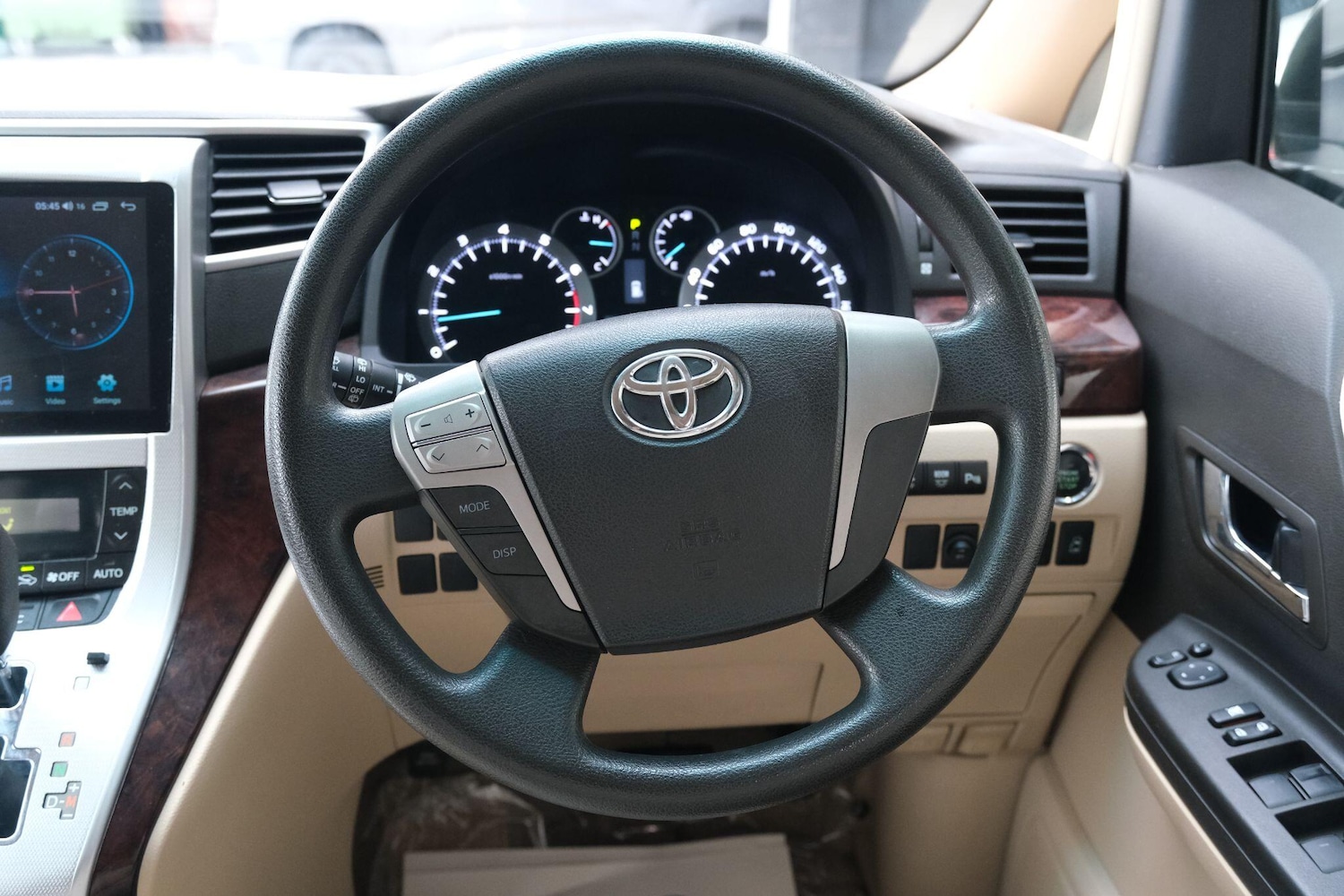 Used Toyota Alphard for sale - 77537719: Photo 18