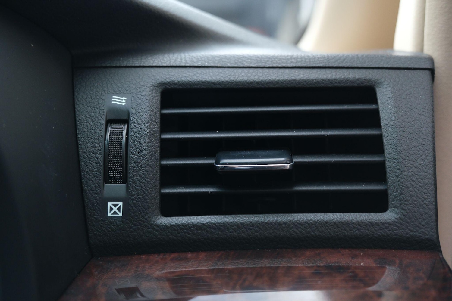 Used Toyota Alphard for sale - 77537719: Photo 37