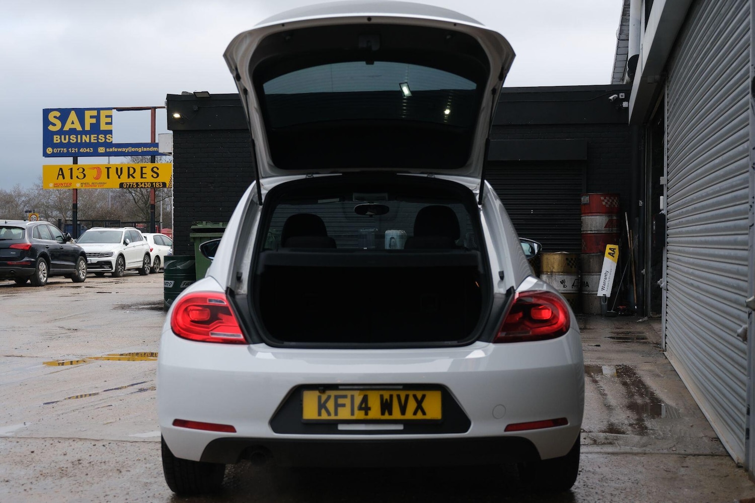 Used Volkswagen Beetle for sale - 77497375: Photo 11