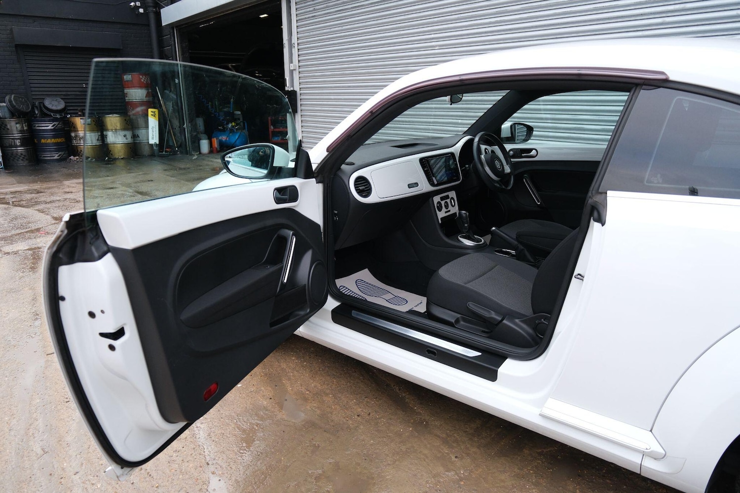 Used Volkswagen Beetle for sale - 77497375: Photo 12