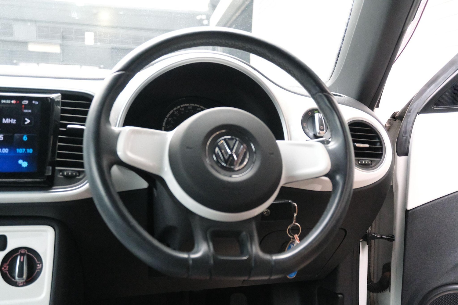 Used Volkswagen Beetle for sale - 77497375: Photo 19