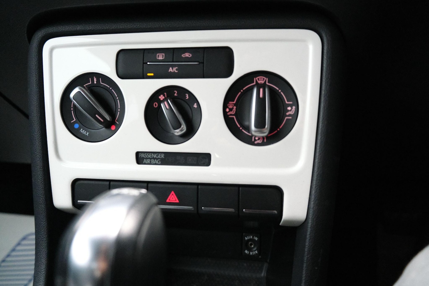 Used Volkswagen Beetle for sale - 77497375: Photo 24