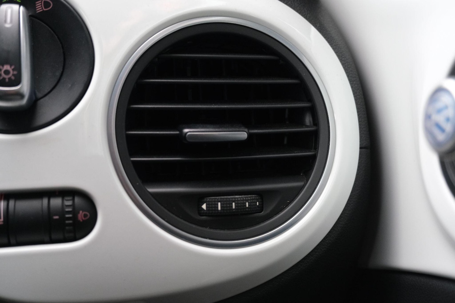 Used Volkswagen Beetle for sale - 77497375: Photo 32