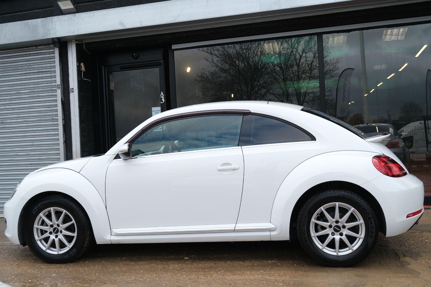 Used Volkswagen Beetle for sale - 77497375: Photo 8