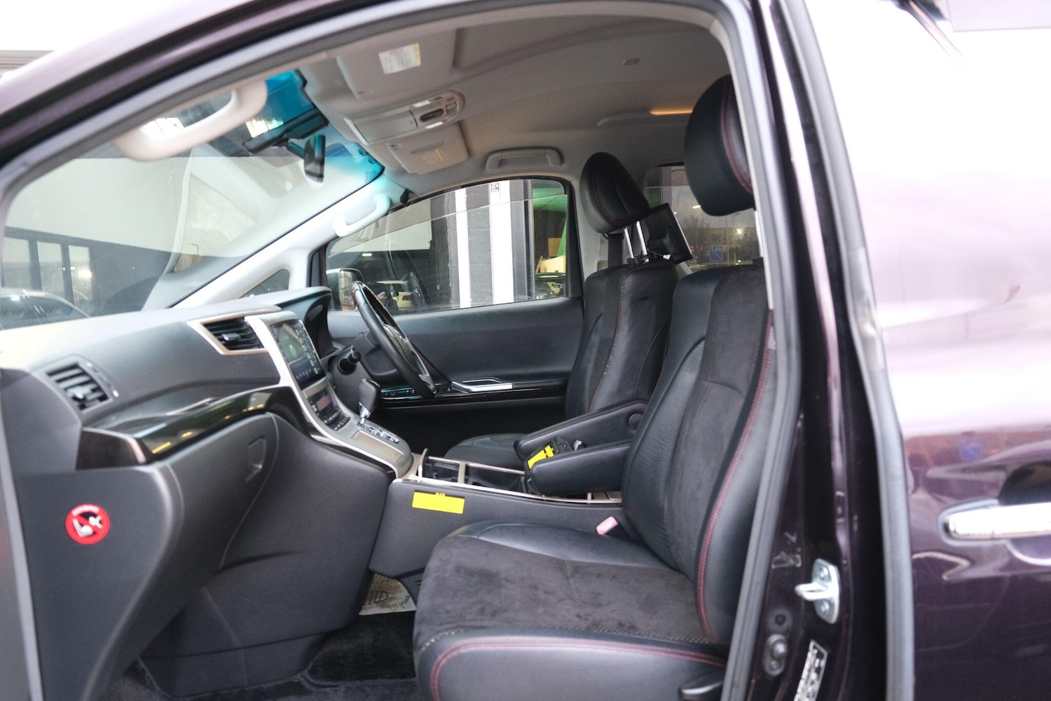 Used Toyota Vellfire 2026 for sale - 77306053: Photo 14