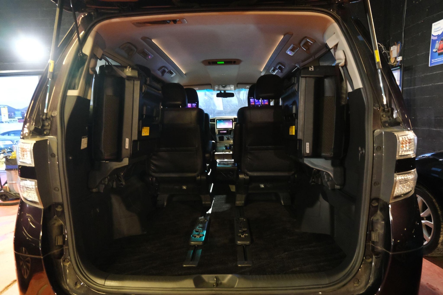 Used Toyota Vellfire 2026 for sale - 77306053: Photo 37