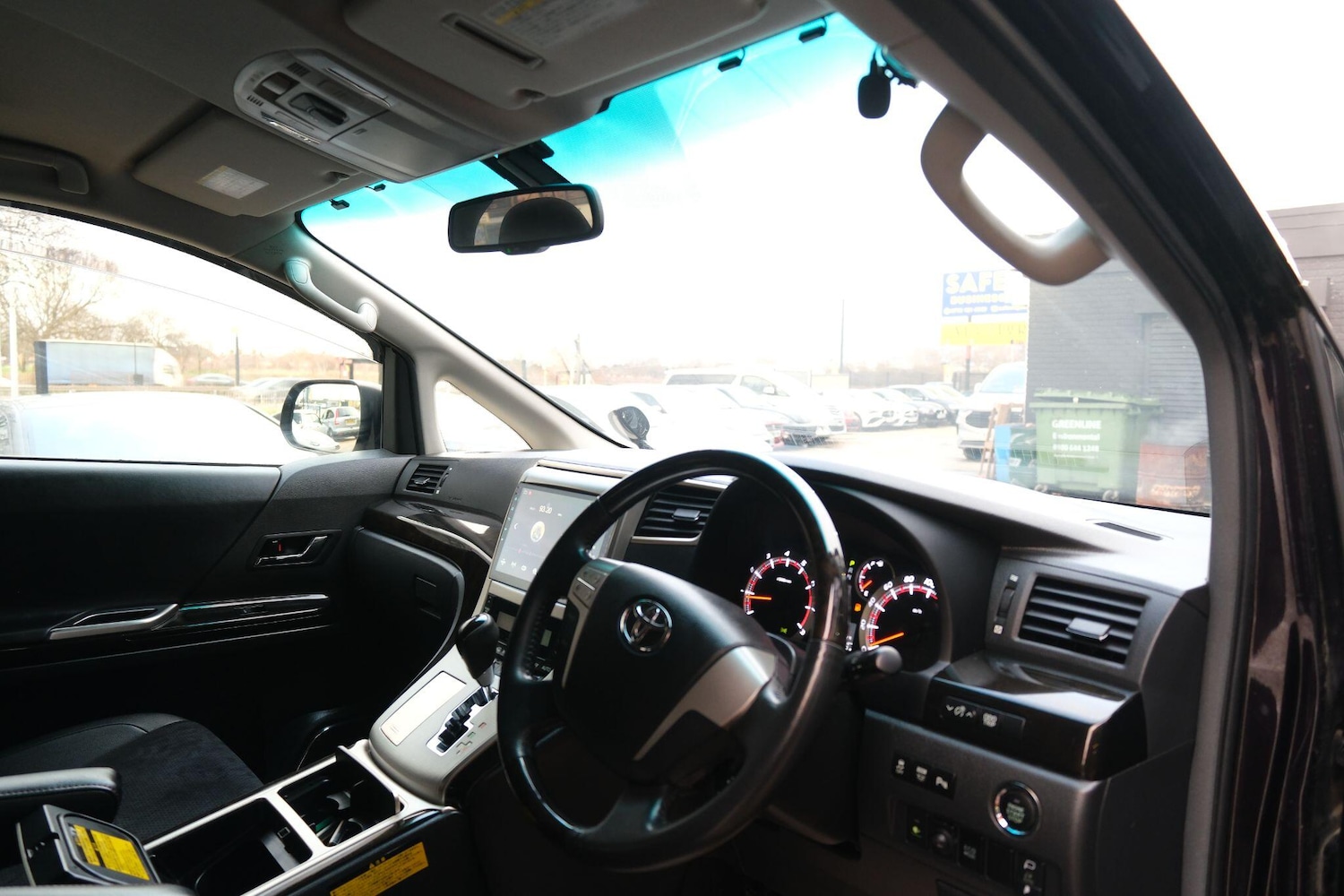 Used Toyota Vellfire 2026 for sale - 77306053: Photo 45