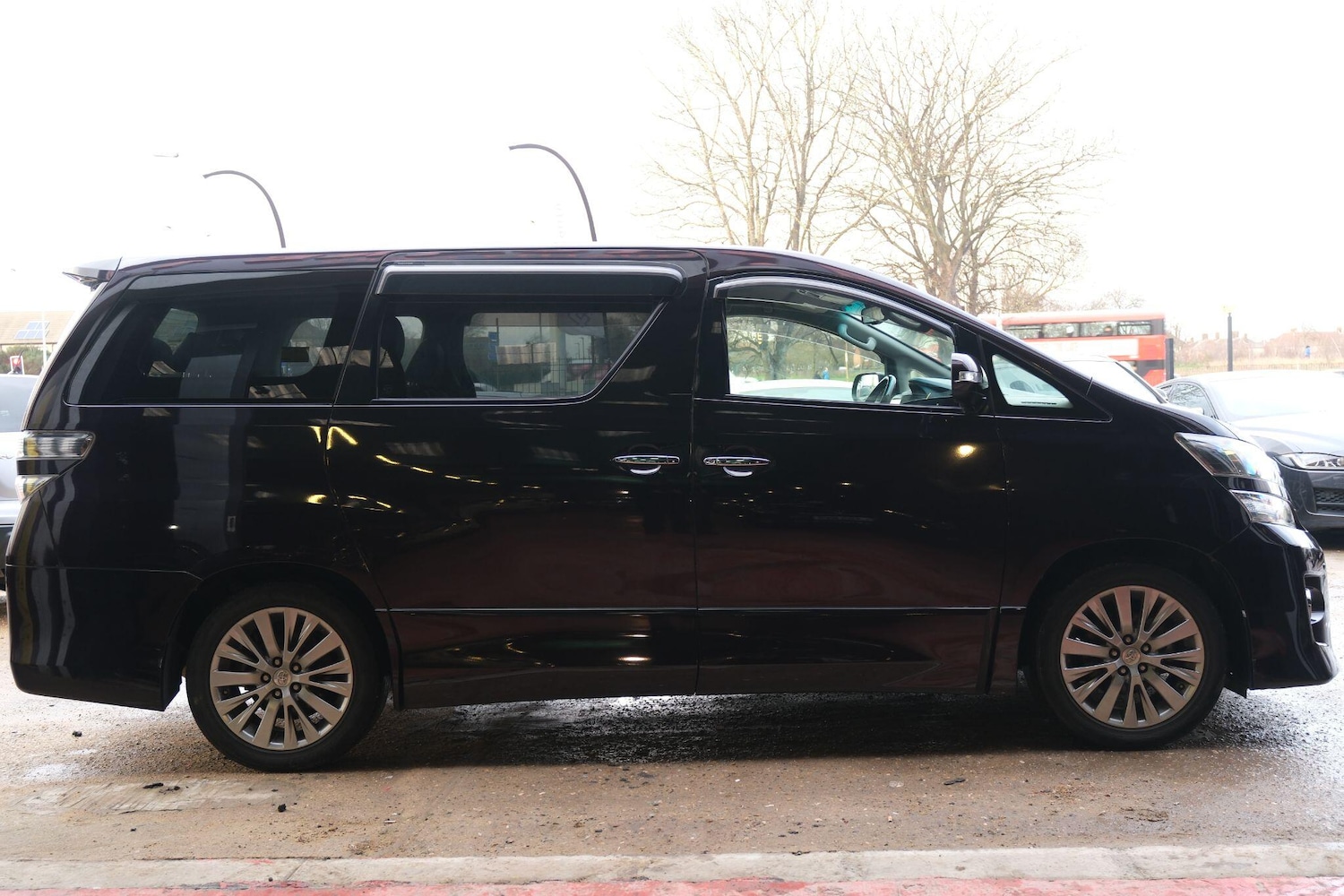 Used Toyota Vellfire 2026 for sale - 77306053: Photo 7