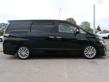 Used Toyota Vellfire 2014 for sale - 75464193: Photo