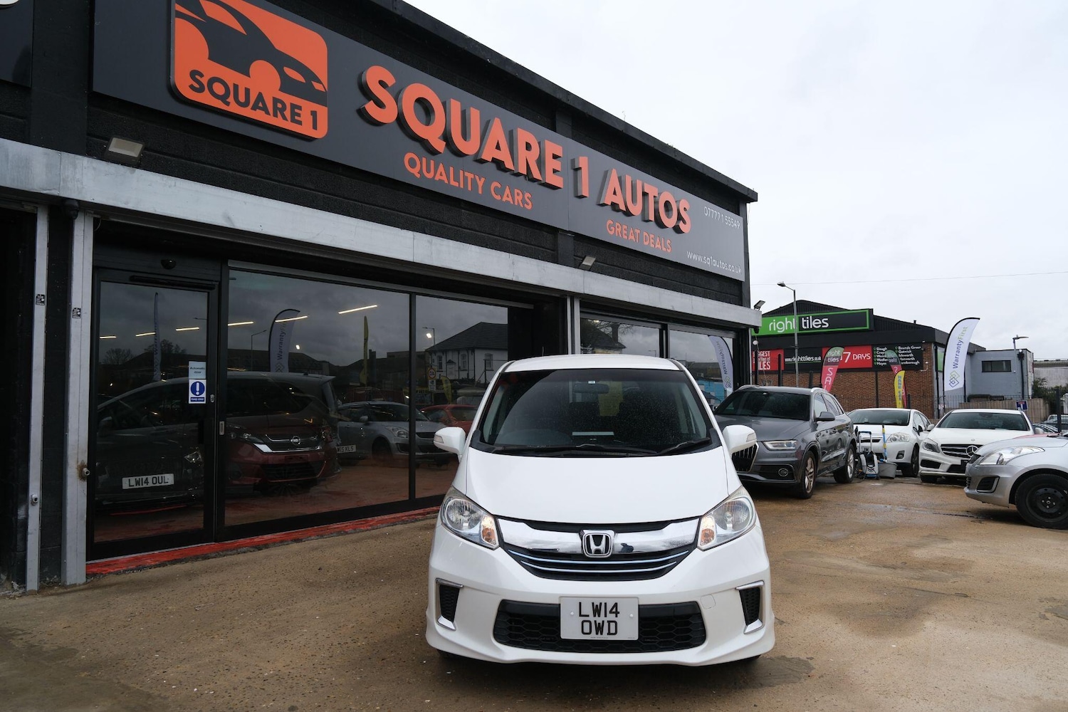 Used Honda Freed 2025 for sale - 76667302: Photo 2