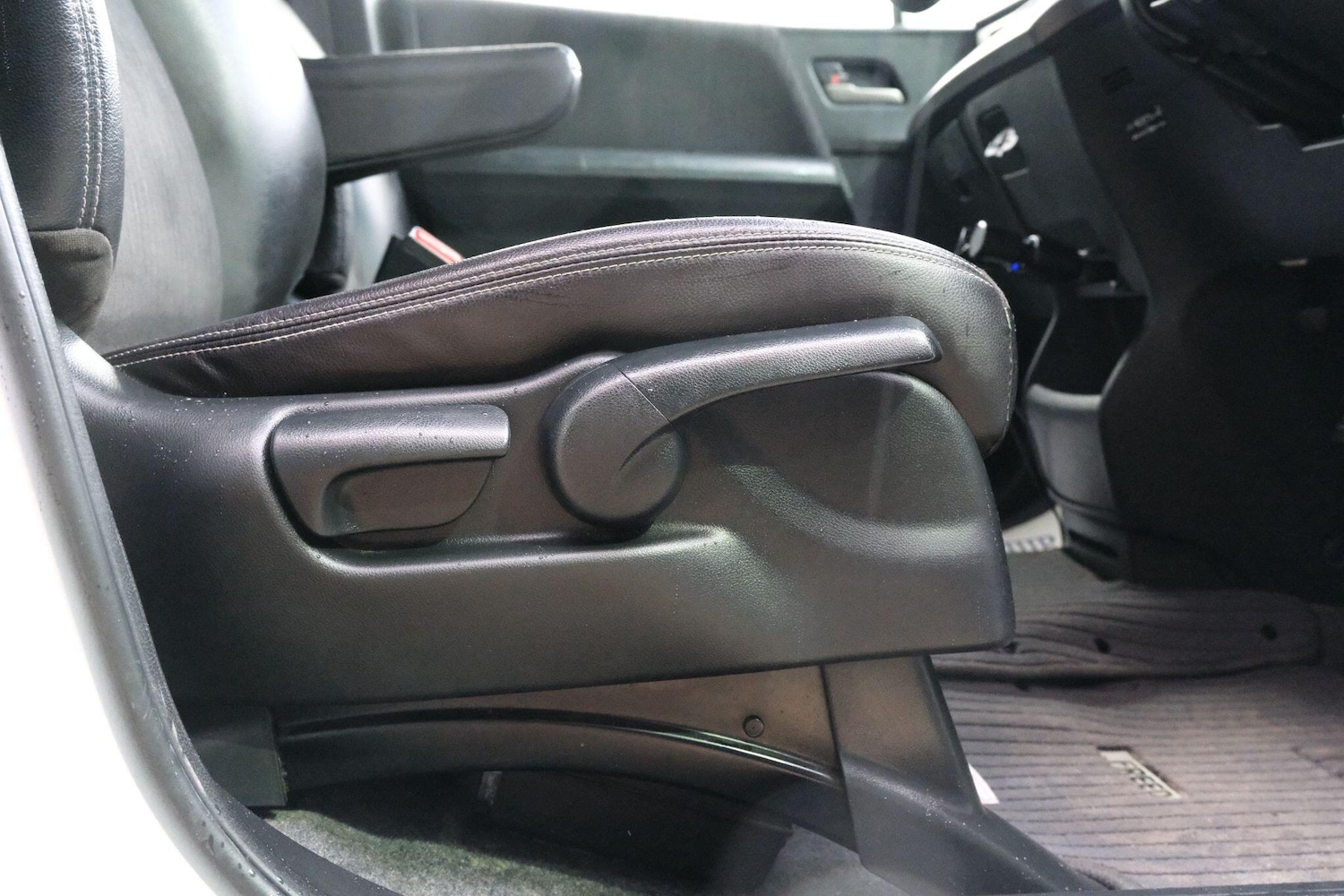 Used Honda Freed 2025 for sale - 76667302: Photo 46