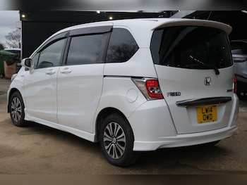 Used Honda Freed 2014 for sale - 76667302: Photo
