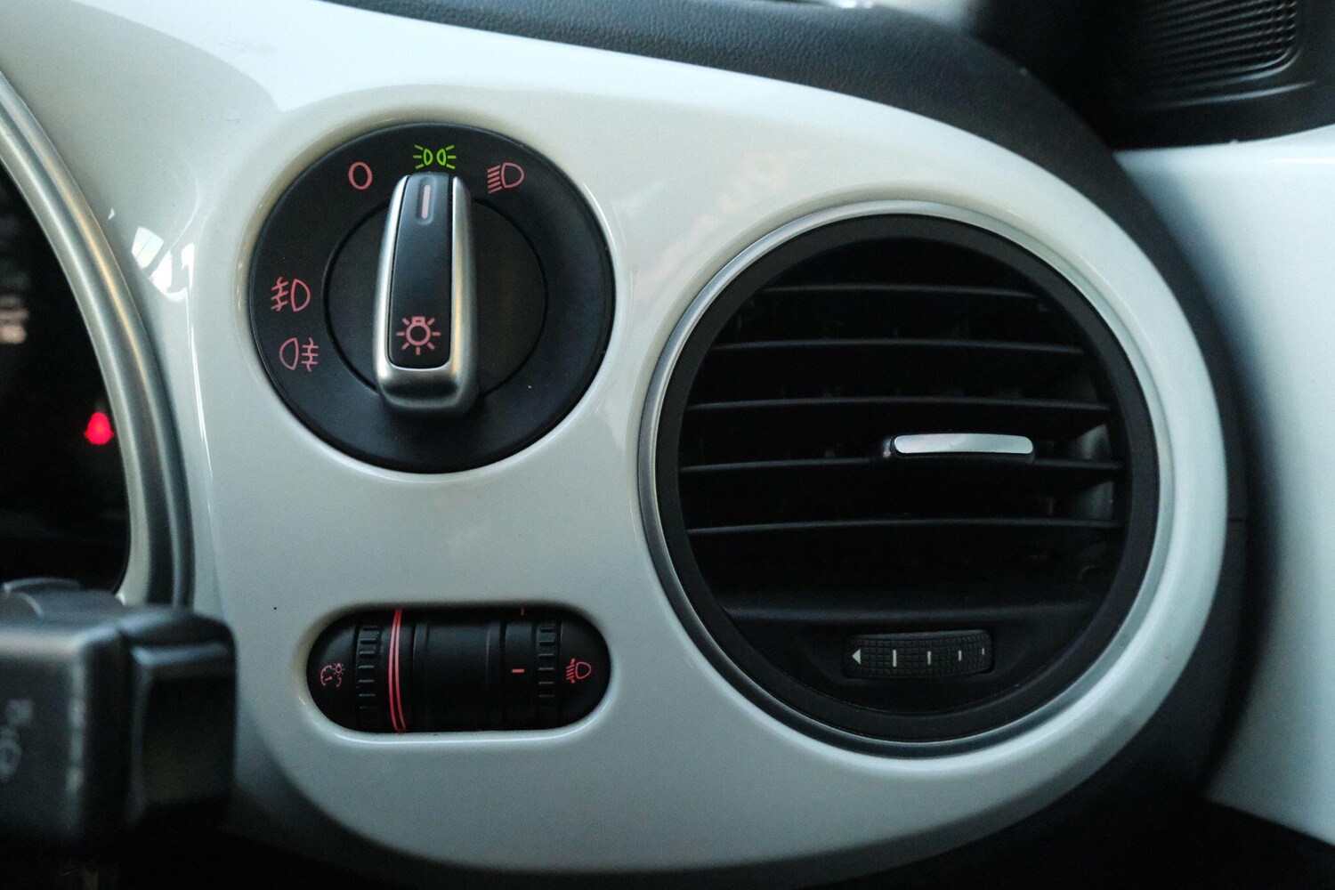 Used Volkswagen Beetle for sale - 77538046: Photo 36