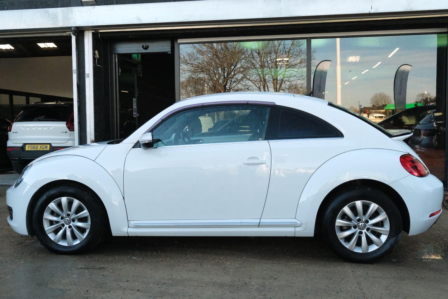 Used Volkswagen Beetle for sale - 77538046: Photo 8