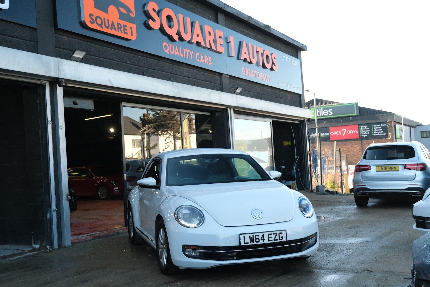 Used Volkswagen Beetle 2025 for sale - 77203322: Photo 2