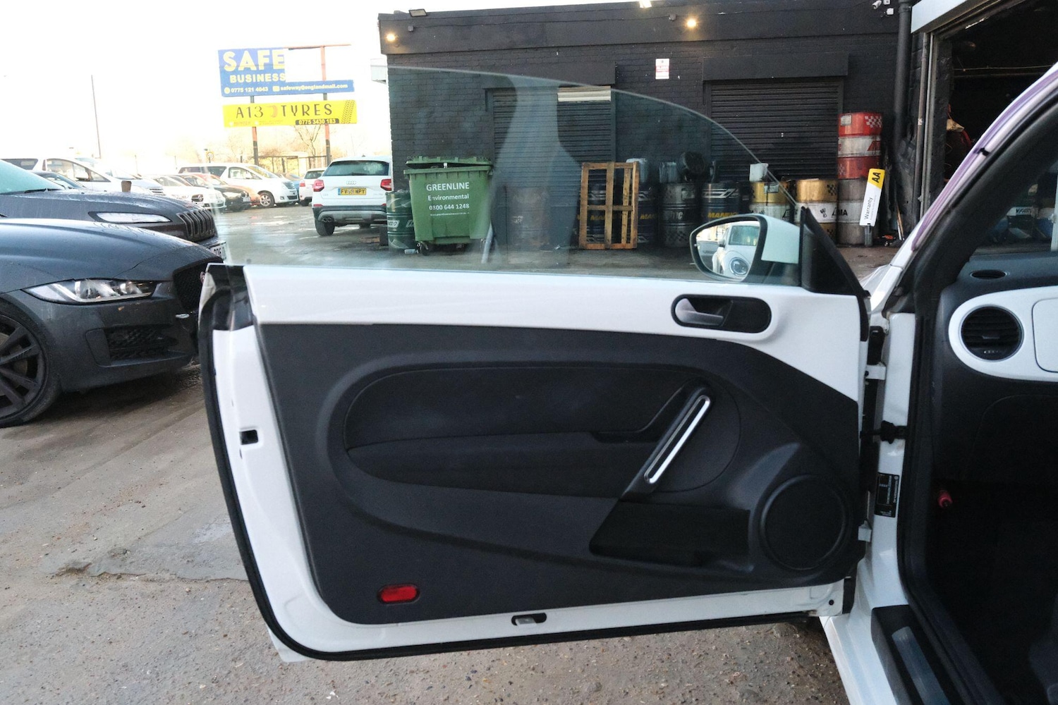 Used Volkswagen Beetle 2025 for sale - 77203322: Photo 40