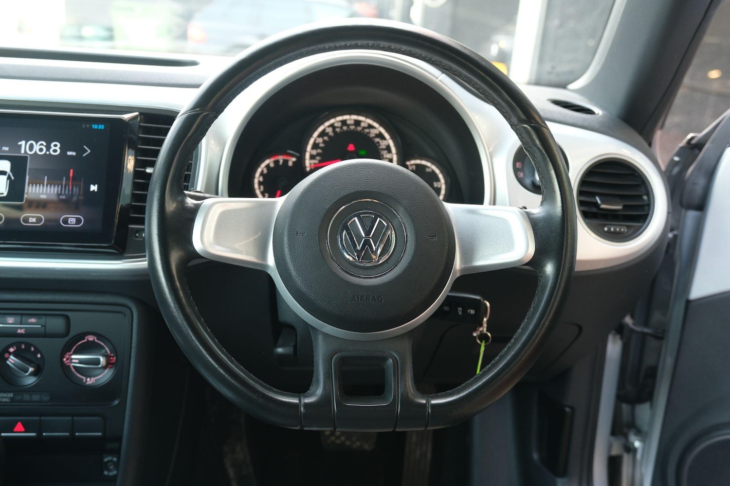Used Volkswagen Beetle for sale - 77753509: Photo 50
