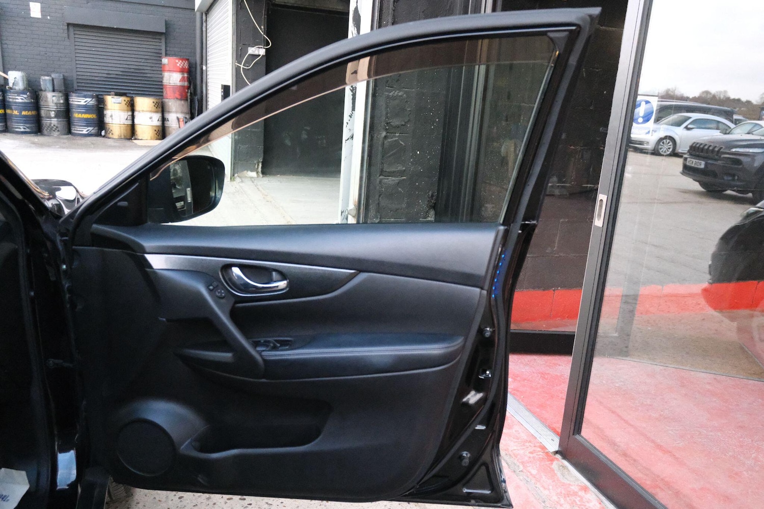 Used Nissan X-Trail 2025 for sale - 77074312: Photo 44