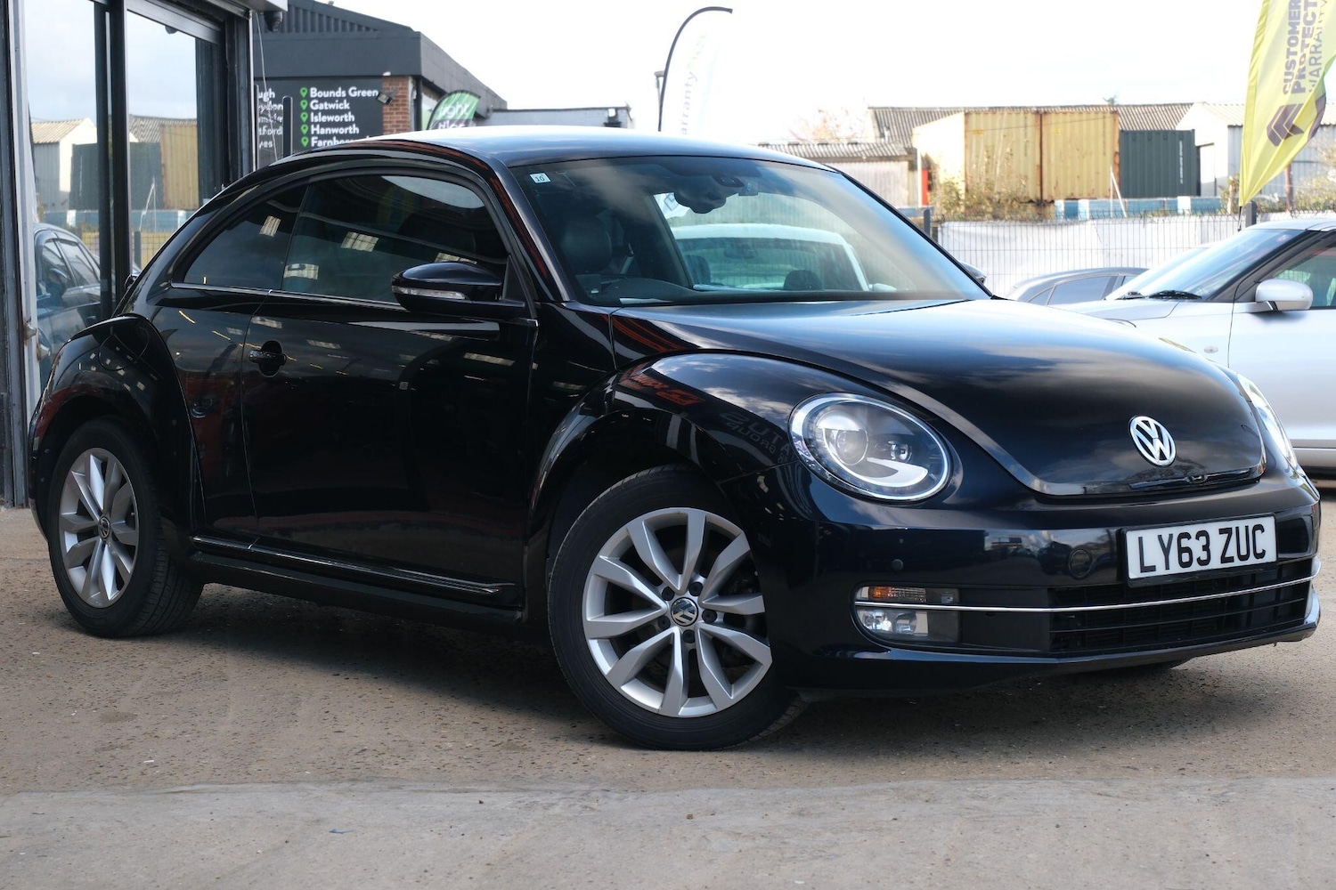 Used Volkswagen Beetle for sale - 76538665: Photo 1
