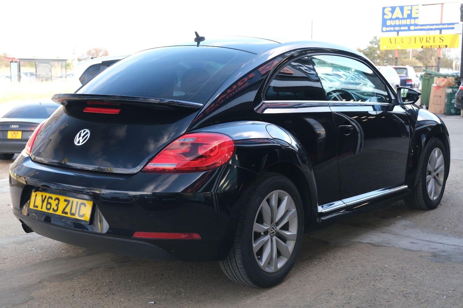 Used Volkswagen Beetle for sale - 76538665: Photo 10