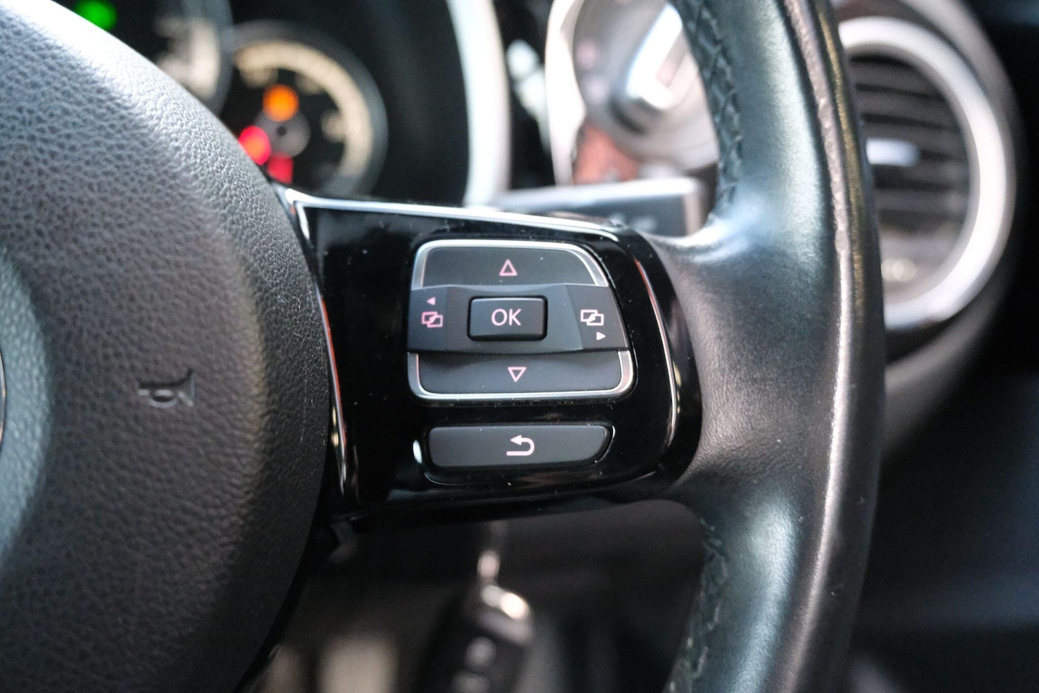 Used Volkswagen Beetle for sale - 76538665: Photo 26