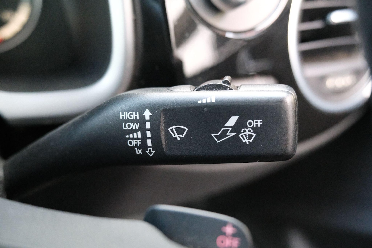 Used Volkswagen Beetle for sale - 76538665: Photo 29