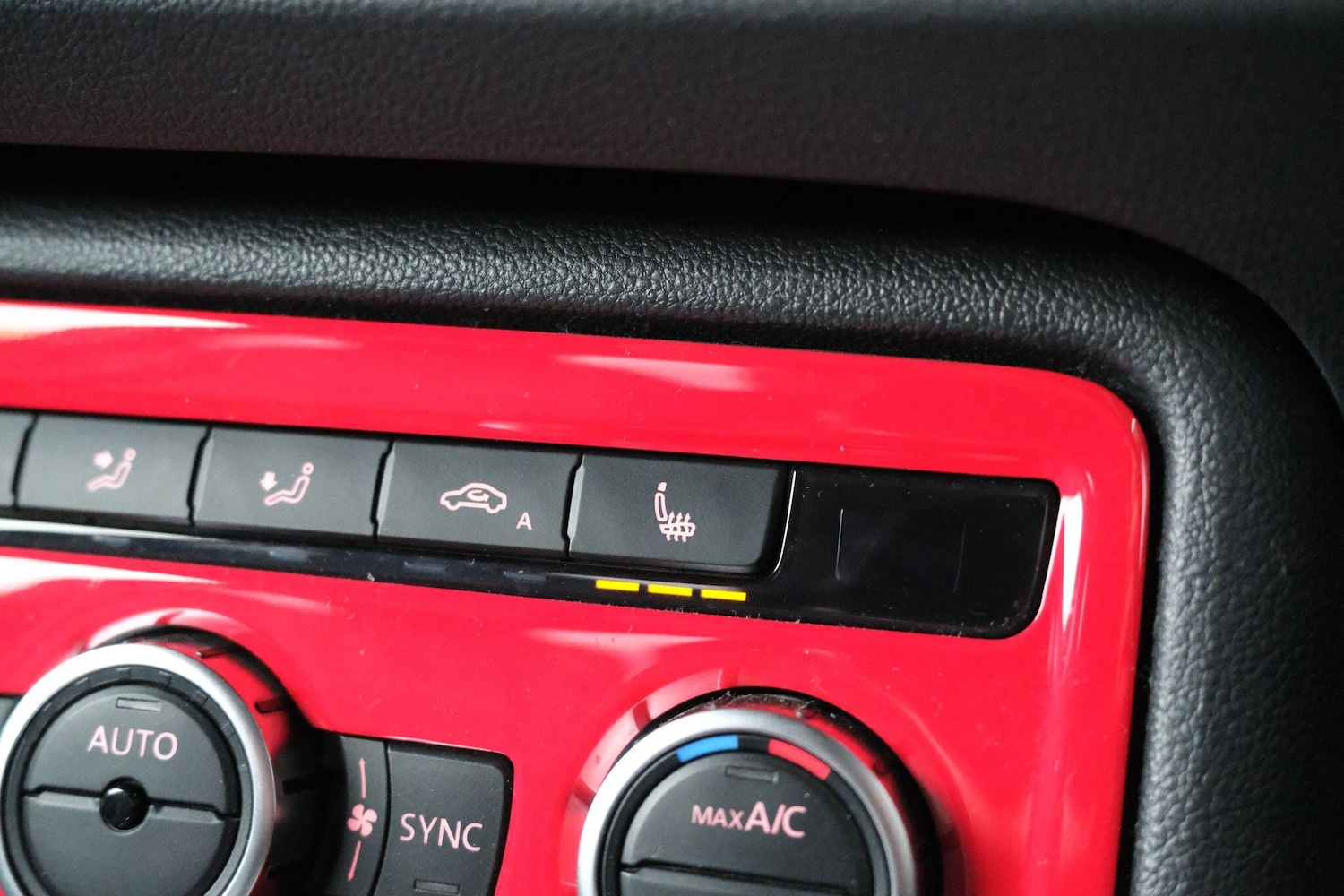 Used Volkswagen Beetle for sale - 76538665: Photo 30