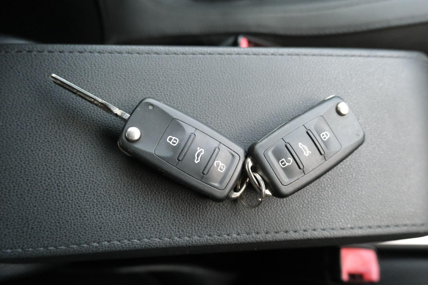 Used Volkswagen Beetle for sale - 76538665: Photo 32