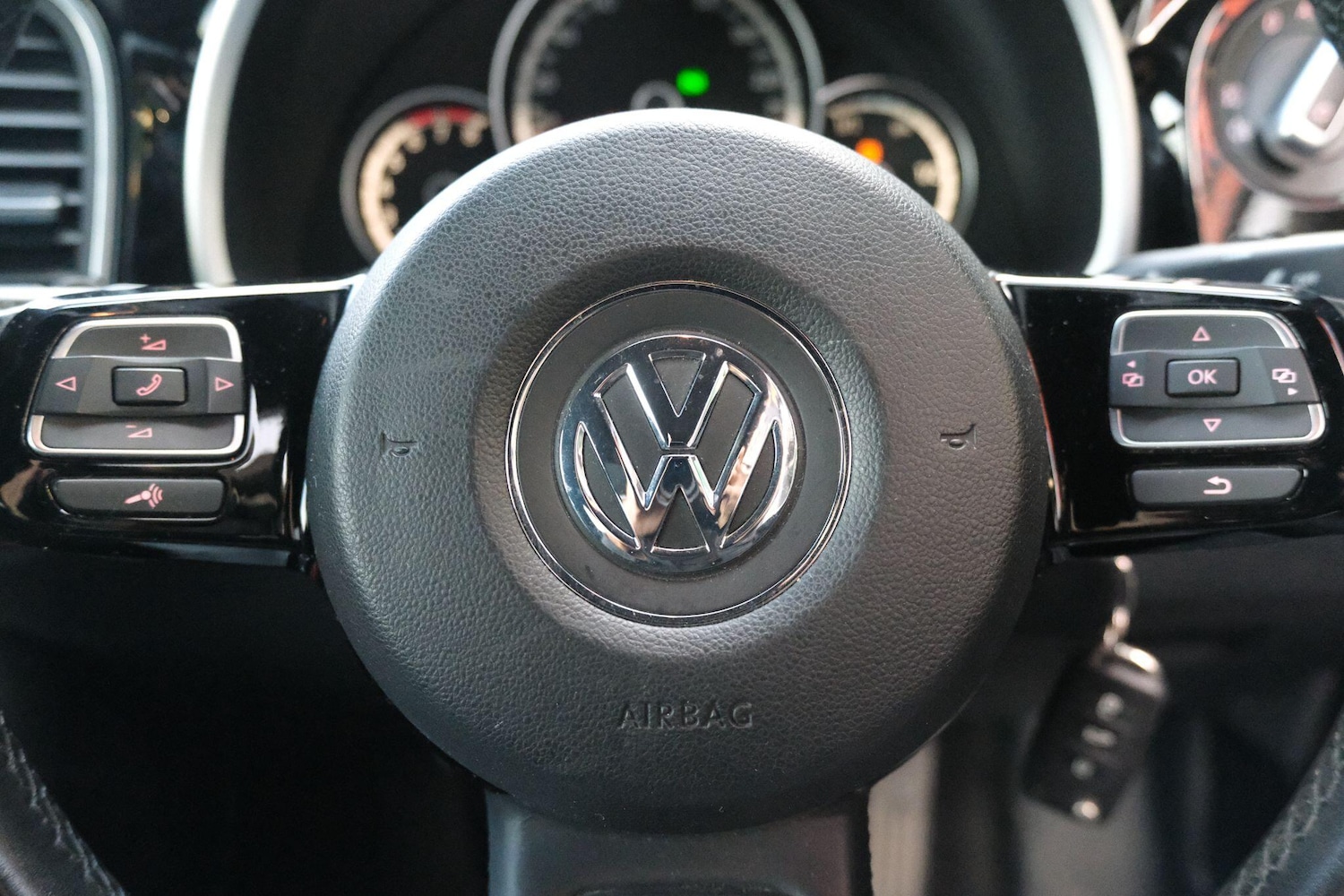 Used Volkswagen Beetle for sale - 76538665: Photo 44