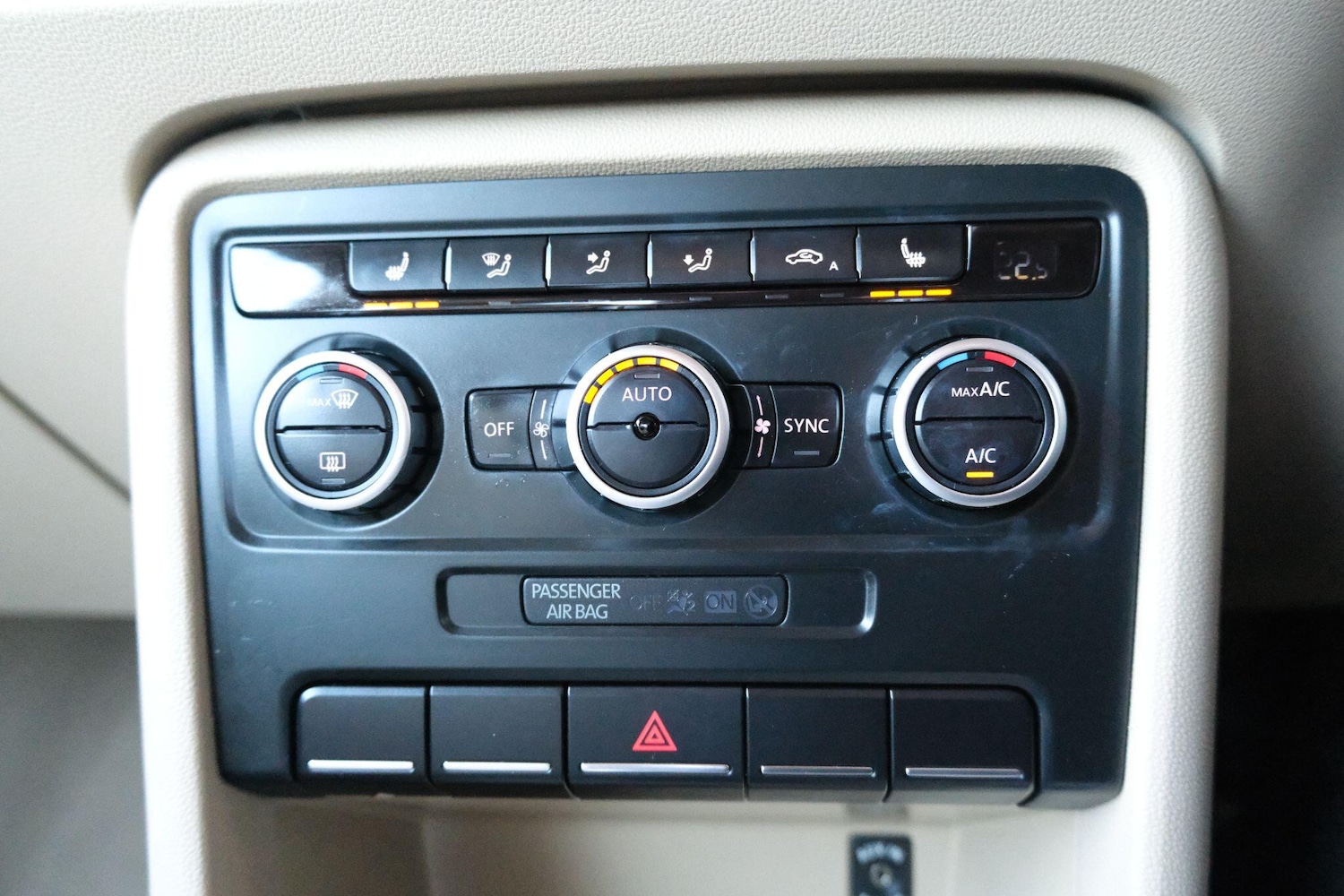 Used Volkswagen Beetle for sale - 77574188: Photo 27