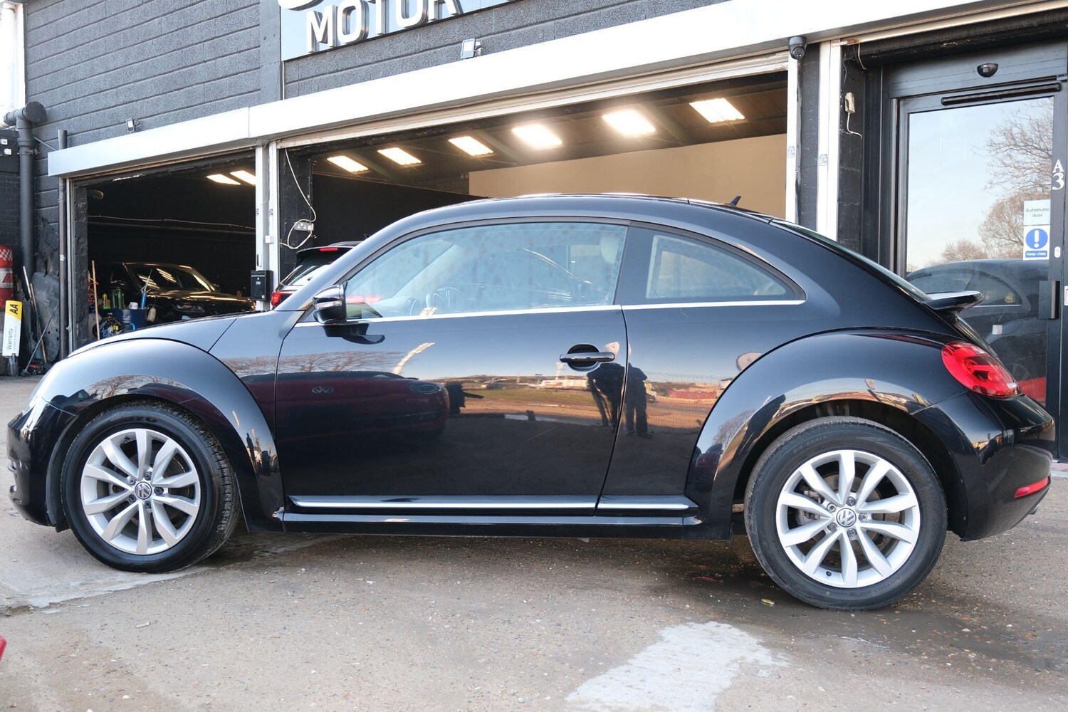 Used Volkswagen Beetle for sale - 77574188: Photo 7