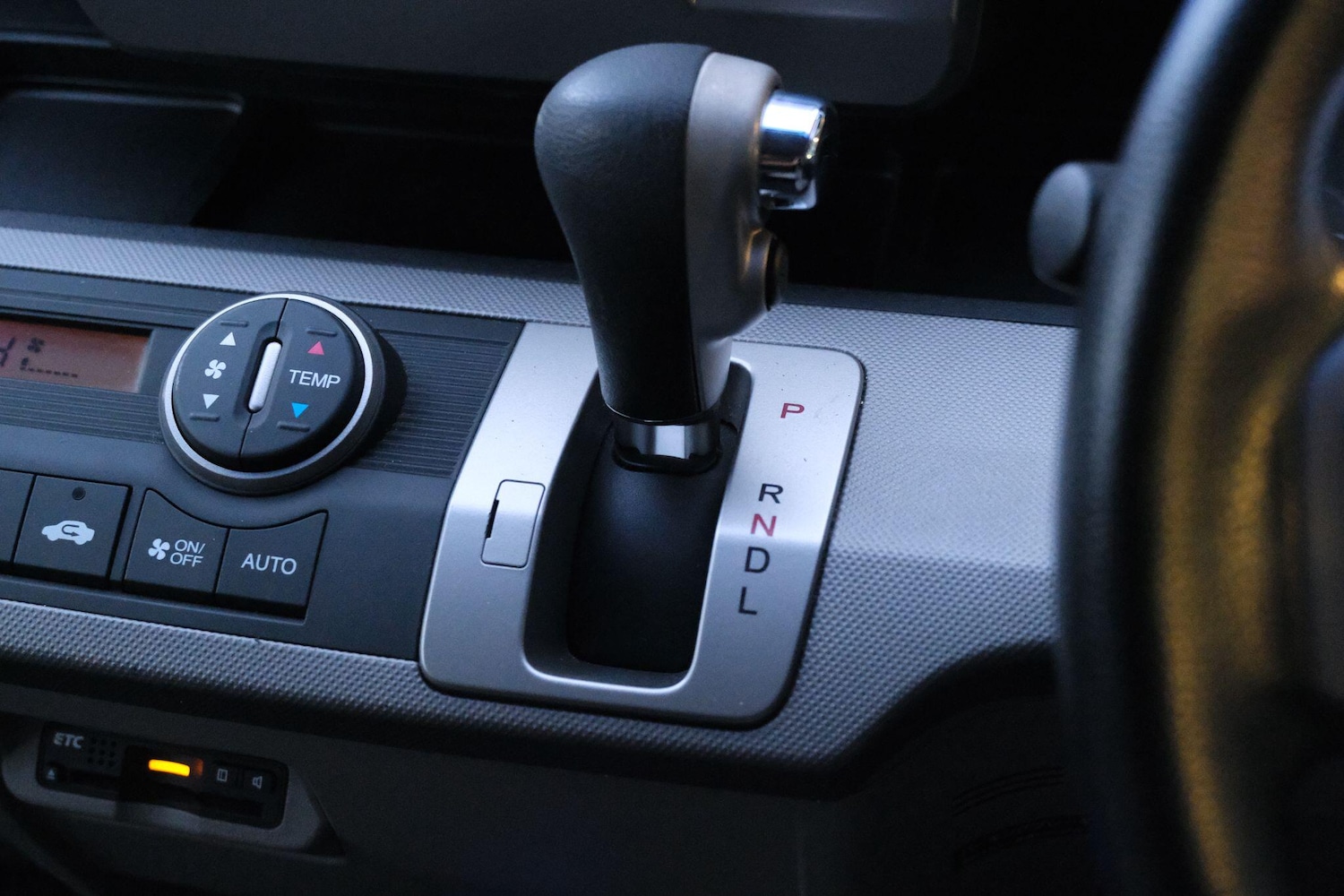 Used Honda Freed for sale - 76913482: Photo 17