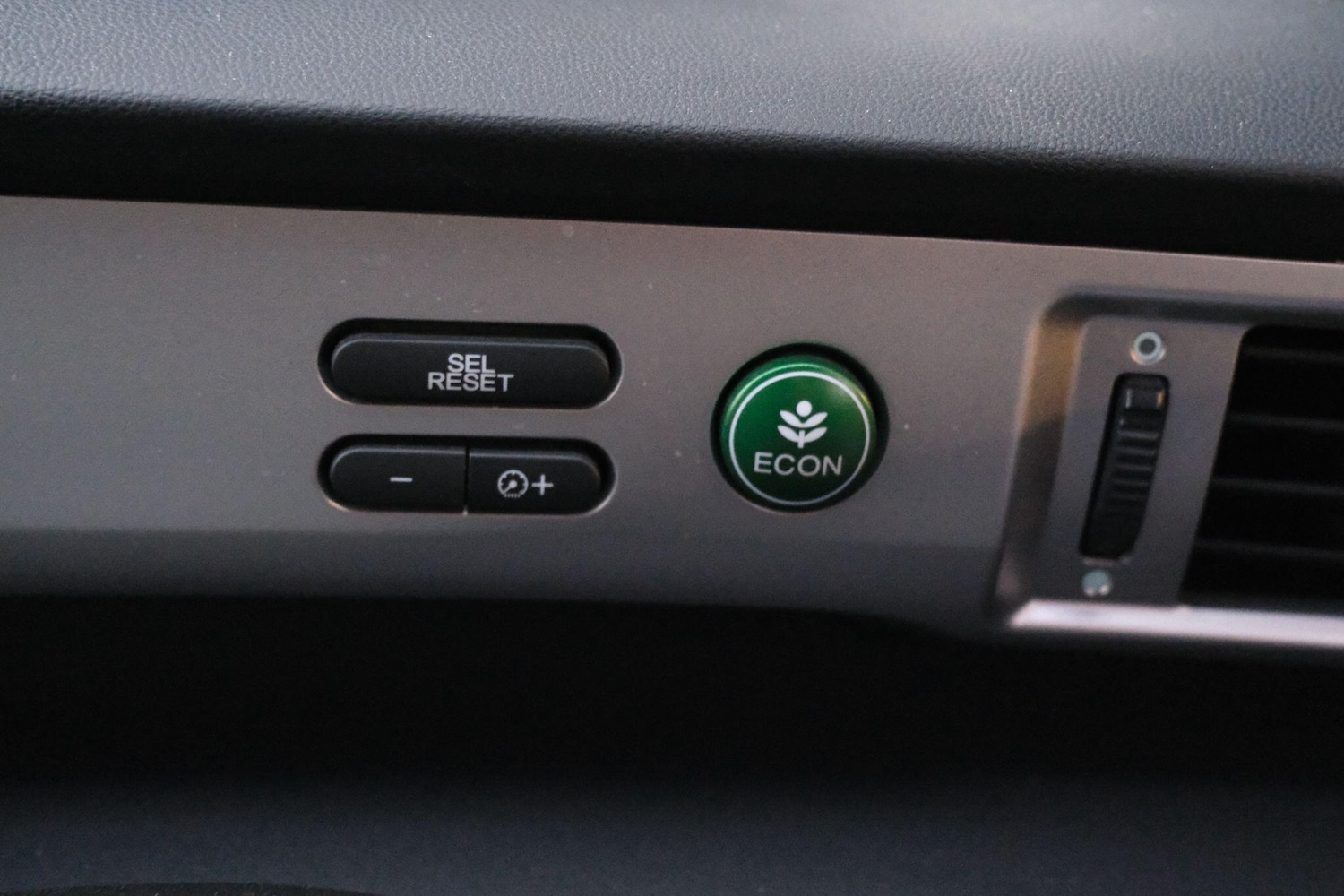 Used Honda Freed for sale - 76913482: Photo 32