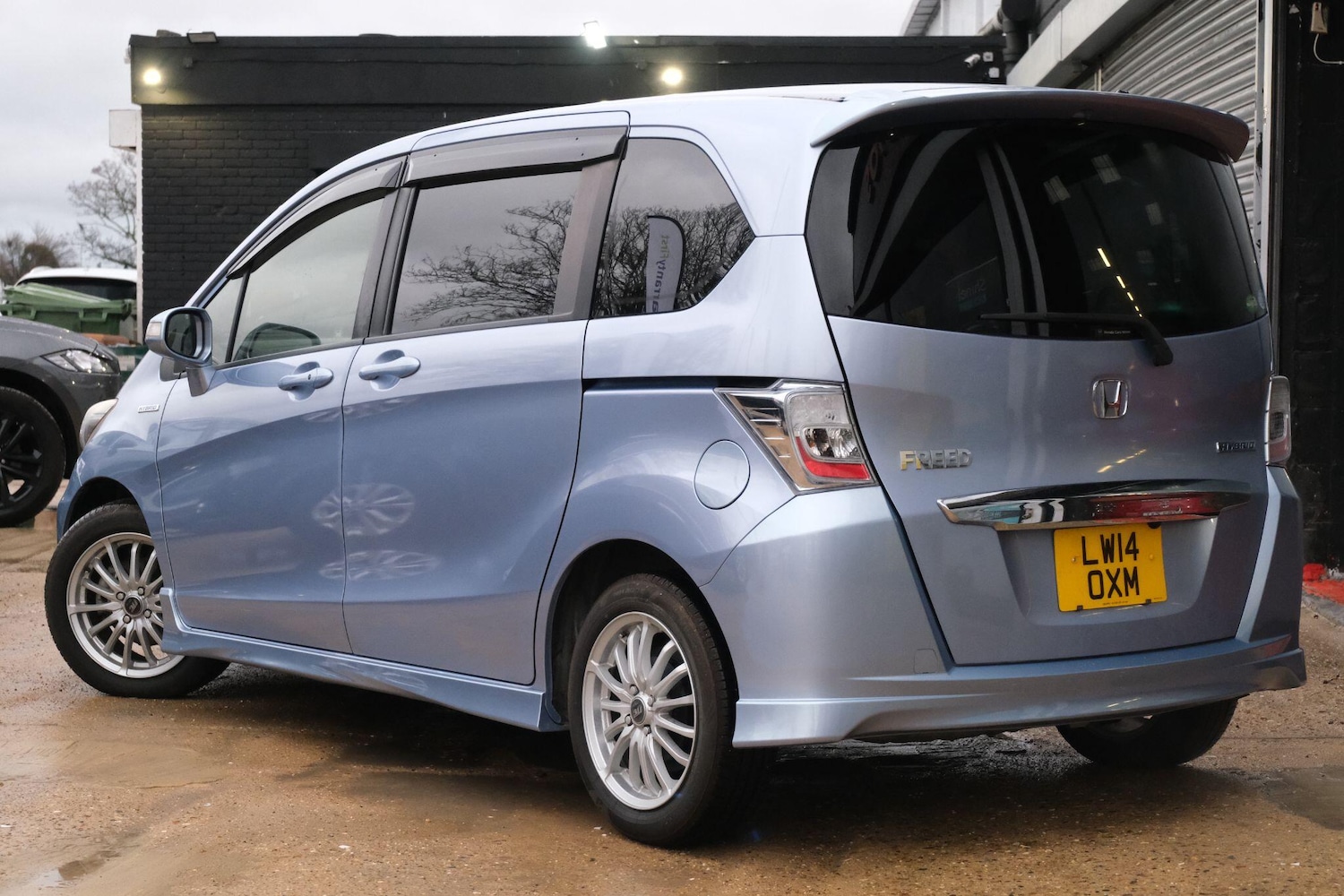 Used Honda Freed for sale - 76913482: Photo 4