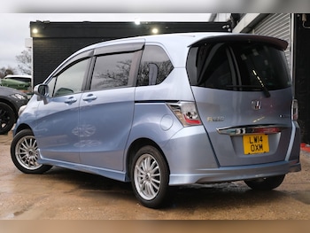 Used Honda Freed 2014 for sale - 76913482: Photo