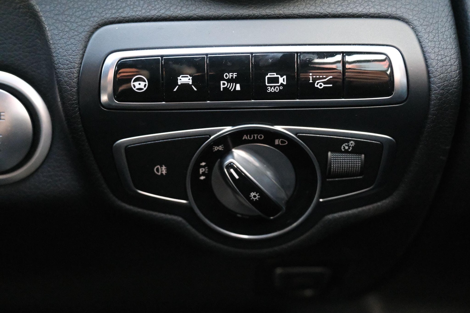 Used Mercedes-Benz GLC for sale - 77395704: Photo 43