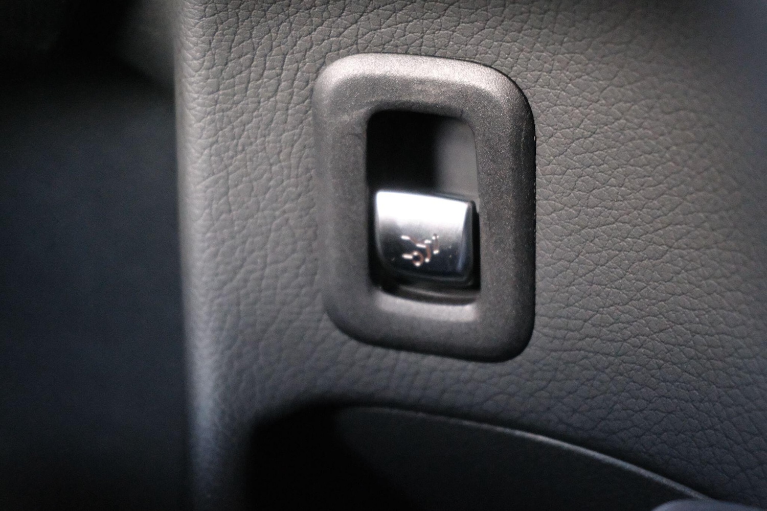 Used Mercedes-Benz GLC for sale - 77395704: Photo 44