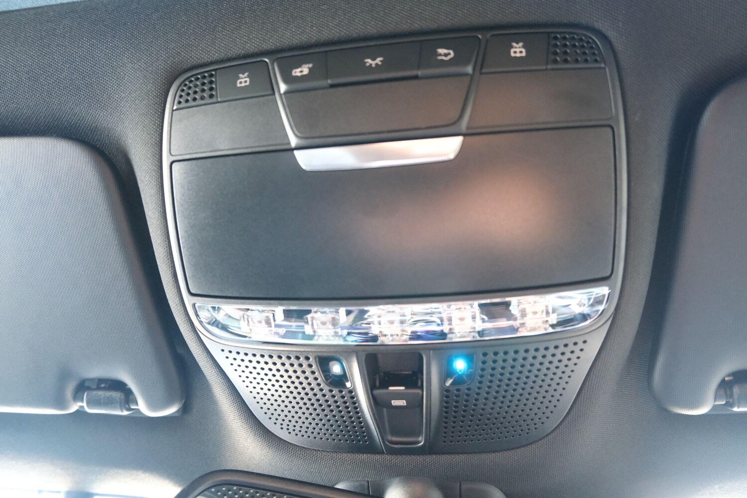 Used Mercedes-Benz GLC for sale - 77395704: Photo 84