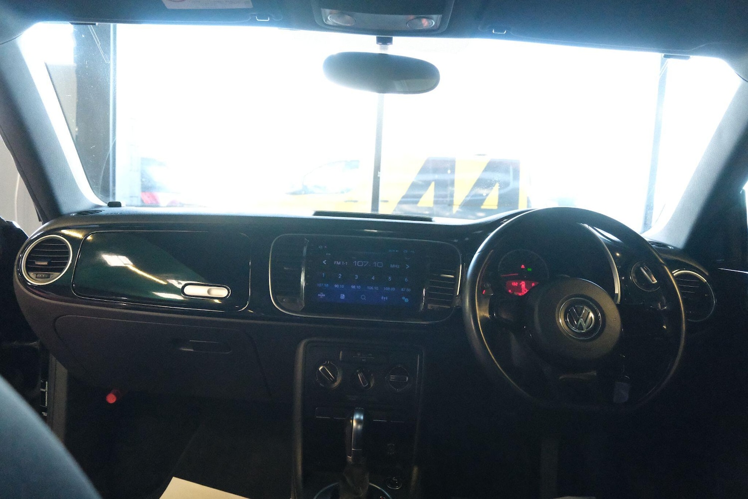 Used Volkswagen Beetle 2025 for sale - 77074266: Photo 13