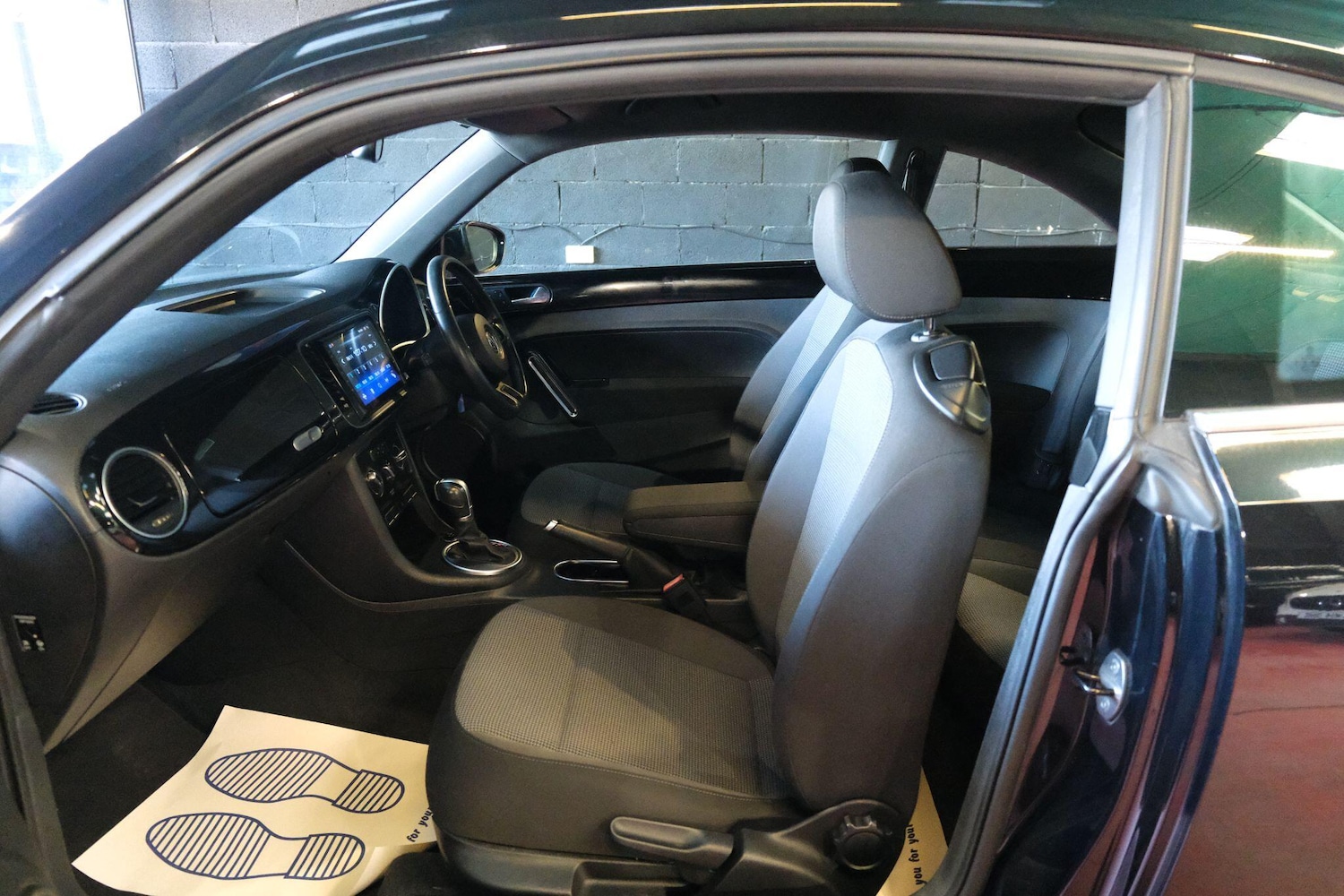 Used Volkswagen Beetle 2025 for sale - 77074266: Photo 16