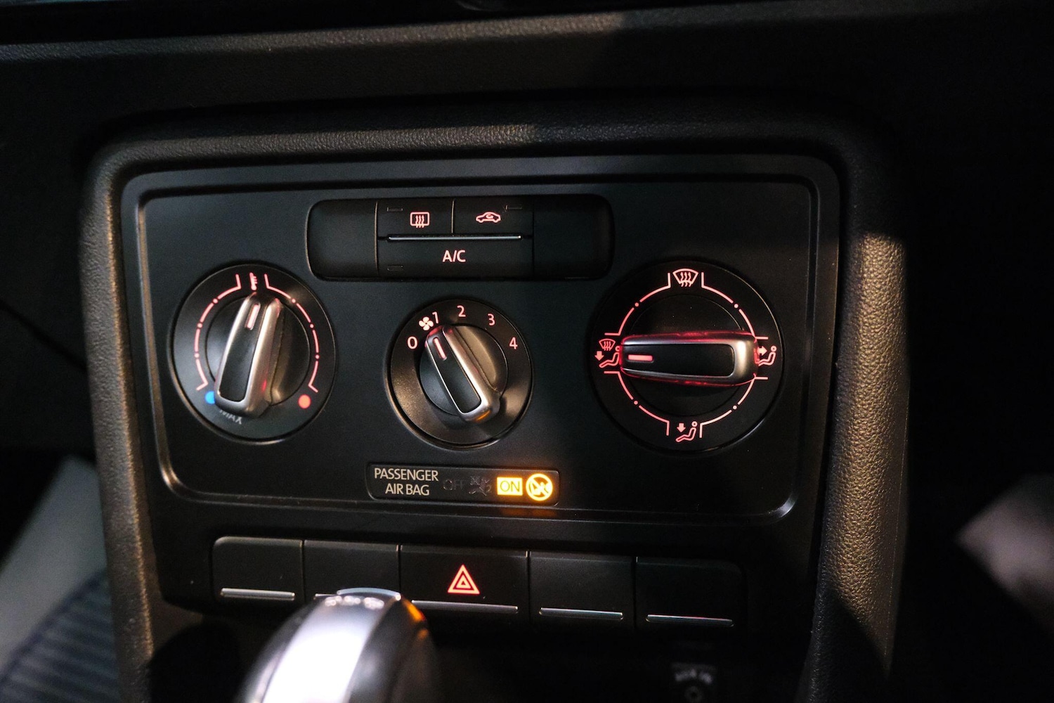 Used Volkswagen Beetle 2025 for sale - 77074266: Photo 26