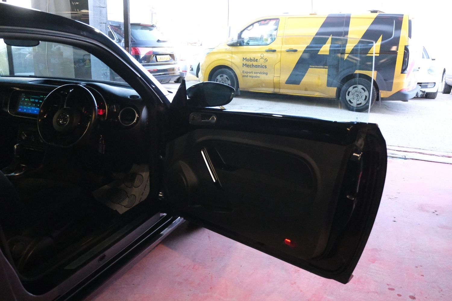 Used Volkswagen Beetle 2025 for sale - 77074266: Photo 28